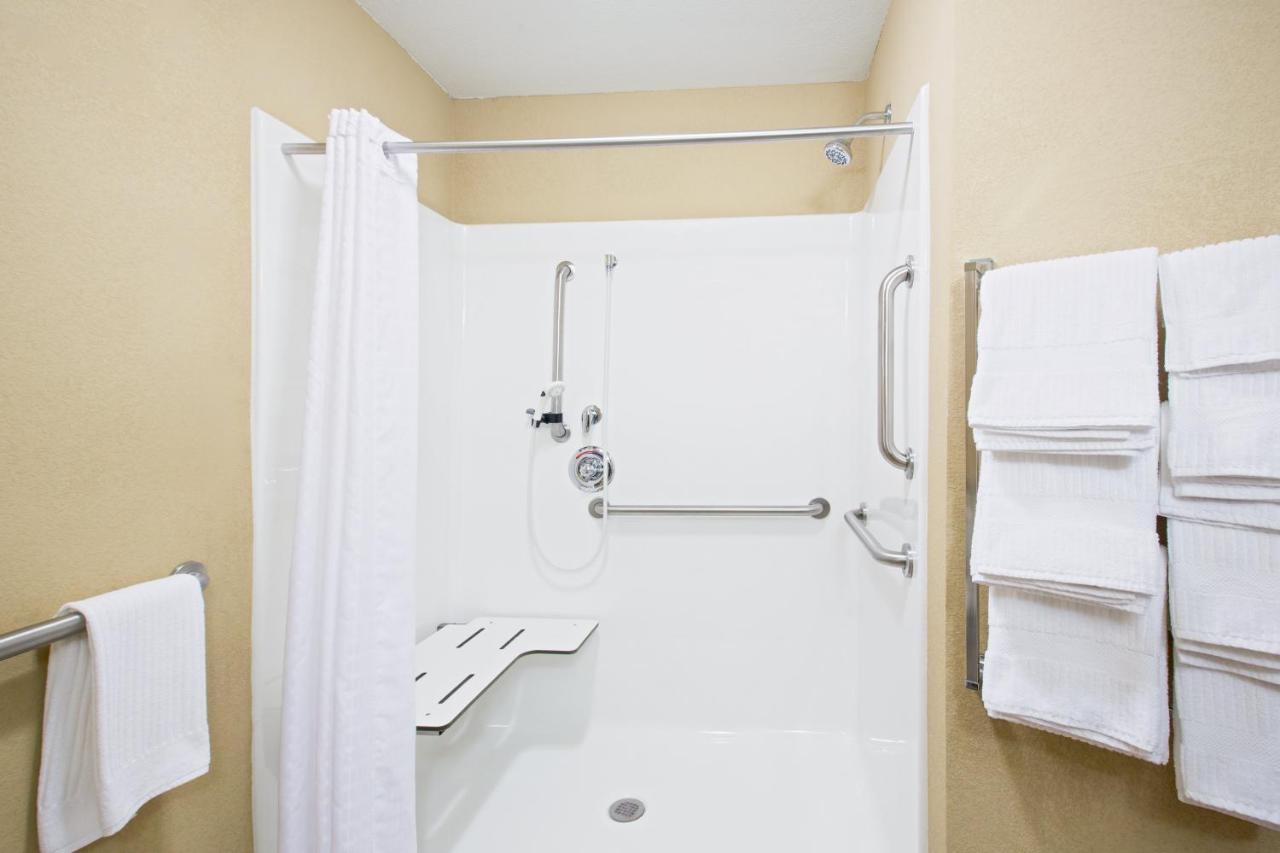 Candlewood Suites Pittsburgh-Cranberry By Ihg Cranberry Township Exterior foto